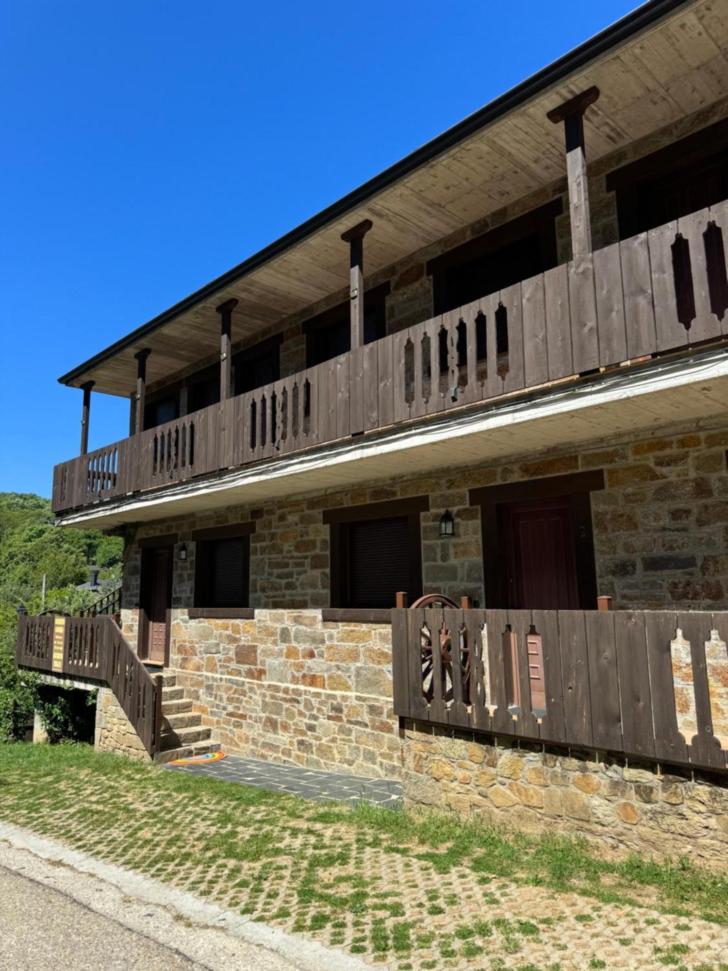 Apartamentos Sanabria Galende エクステリア 写真